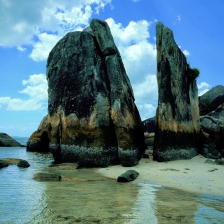 Batu Belah...Pulau Burung, Belitong by Joni Effendi